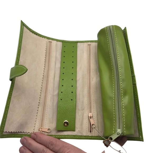 Green Travel Jewelry Case / Organizer NWT - Picture 3 of 5